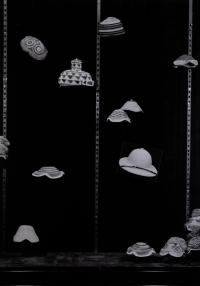 "Display" | DER GREIF