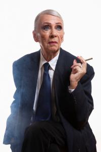 Sofie Flinth, "The Gaze" from the series "Woman - Your Duty is Beauty" | DER GREIF