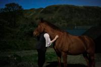 "Elinor 'Rhiwnant' and Alice (portrait in moonlight)" | DER GREIF