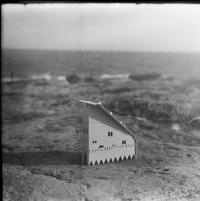 "The House on Cape Tobizina" from the series "Pro_stranstvye," Vladivostok, Russia, 2024 | DER GREIF