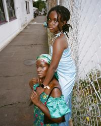 "Anaïs and Jannay on Temple Road" | DER GREIF