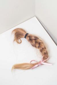 Maya Nur Vandegehuchte, "Cut Braid" | DER GREIF