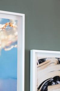 Detail, Alex Valentina, "Impossible to Order the Season", 2023 / Alessio Pellicoro, "Nel quasi invisibile", 2022. © Pietra Studio | DER GREIF