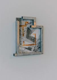 Handmade Paper, Rust Imprint, Steelframe | DER GREIF