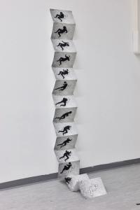 Exhibition View of KOMPLEMENT | DER GREIF