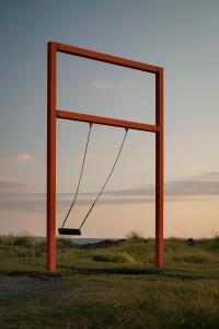 Ivan Tomasevic (Croatia), "Swing By The Sea" | DER GREIF