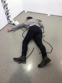 Exhibition View of KOMPLEMENT | DER GREIF