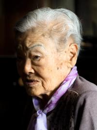 "First-generation atomic bomb victim" | DER GREIF