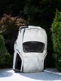 "A Car Without a Spark", 2022. From the series "No Dress Code" | DER GREIF