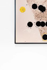 Detail, Catriona Gray, "Chemigram with Wax & Gold", 2023 © Keith Kaselampao | DER GREIF