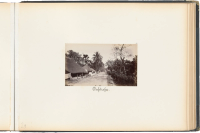 Anonymous, East India (portraits and landscapes), not dated, albumen paper, album (leather with gold embossing), Münchner Stadtmuseum, photography collection, Inv.Nr. 83/631 | DER GREIF