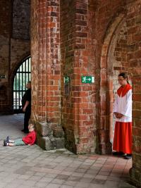 From the series "Muss ja. Und selbst?" | DER GREIF
