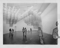 People in Tate Museum | DER GREIF