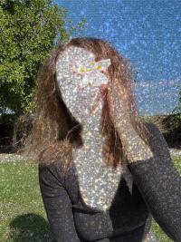 Anastasiia O., from the series "Today I saw a sunflower but it didn’t grow" | DER GREIF