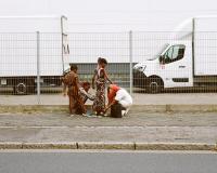 "Mercy and her kids on Temple Road" | DER GREIF