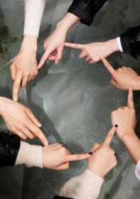 Nyo Jinyong Lian, "Orient" from the series "I hope someday you’ll join us" | DER GREIF