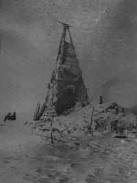 From the series "Whiteout" | DER GREIF