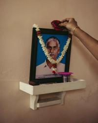 From the series "What we carry back" | DER GREIF