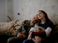 From the series "Left Bank". Katerine and Alexander during his day of millitary service. Ribnita, Transnistrian Region, Republic of Moldova. | DER GREIF