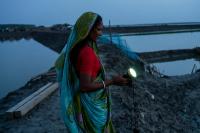 "Searching After Dark" | DER GREIF