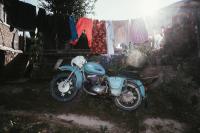 From "In Between" | DER GREIF