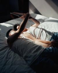 Yongjie Hu, Untitled from the series "Cake Boy" | DER GREIF