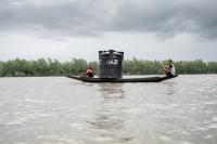 "Floating Lifeline" | DER GREIF