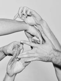 KOMPLEMENT | DER GREIF