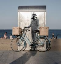 From the series "Augmented Reality" | DER GREIF
