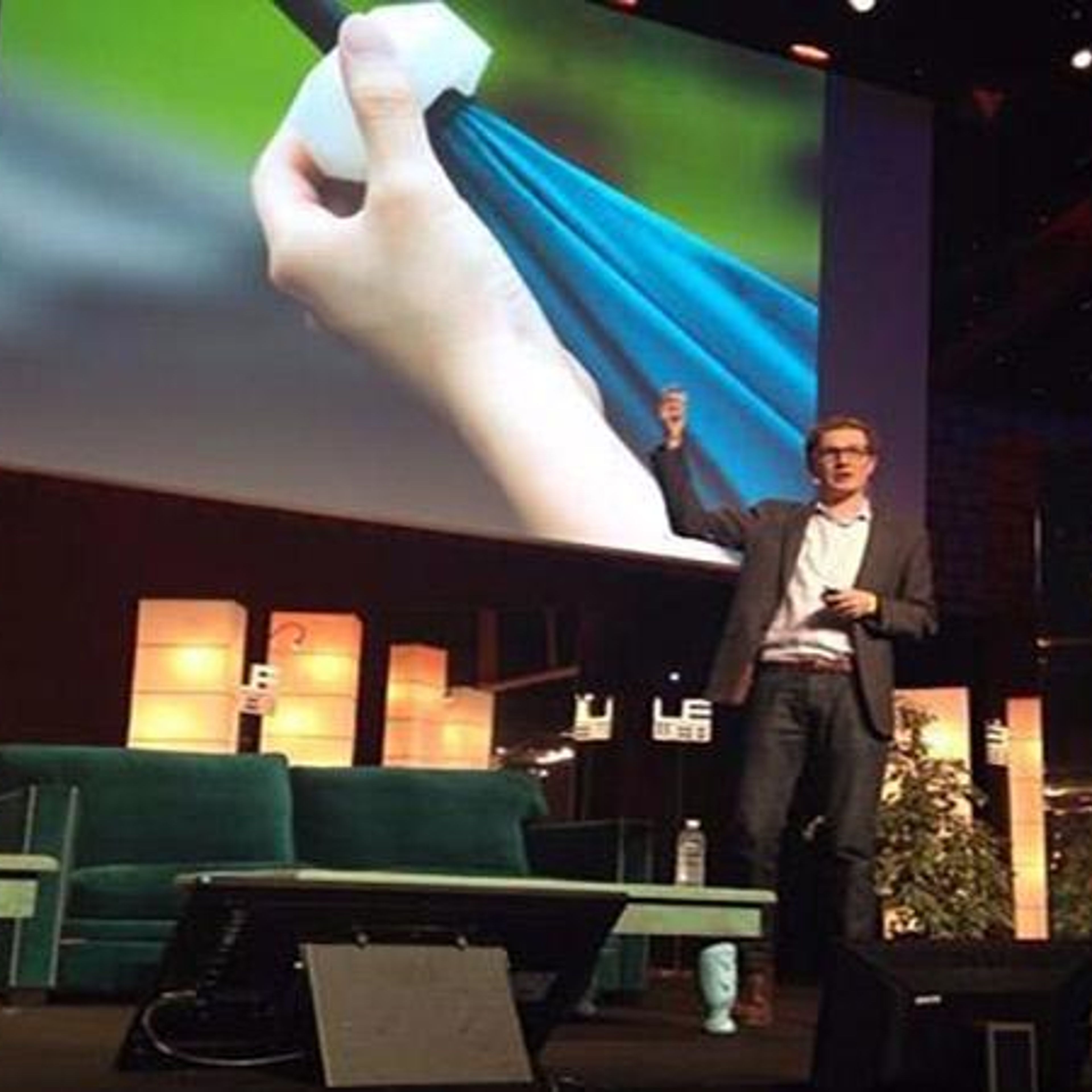 Are You Inspired, or Overwhelmed? A Conversation With Henry Mason on the “Expectation Economy”