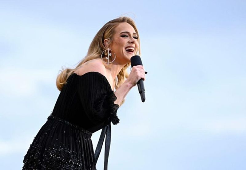 Adele Live