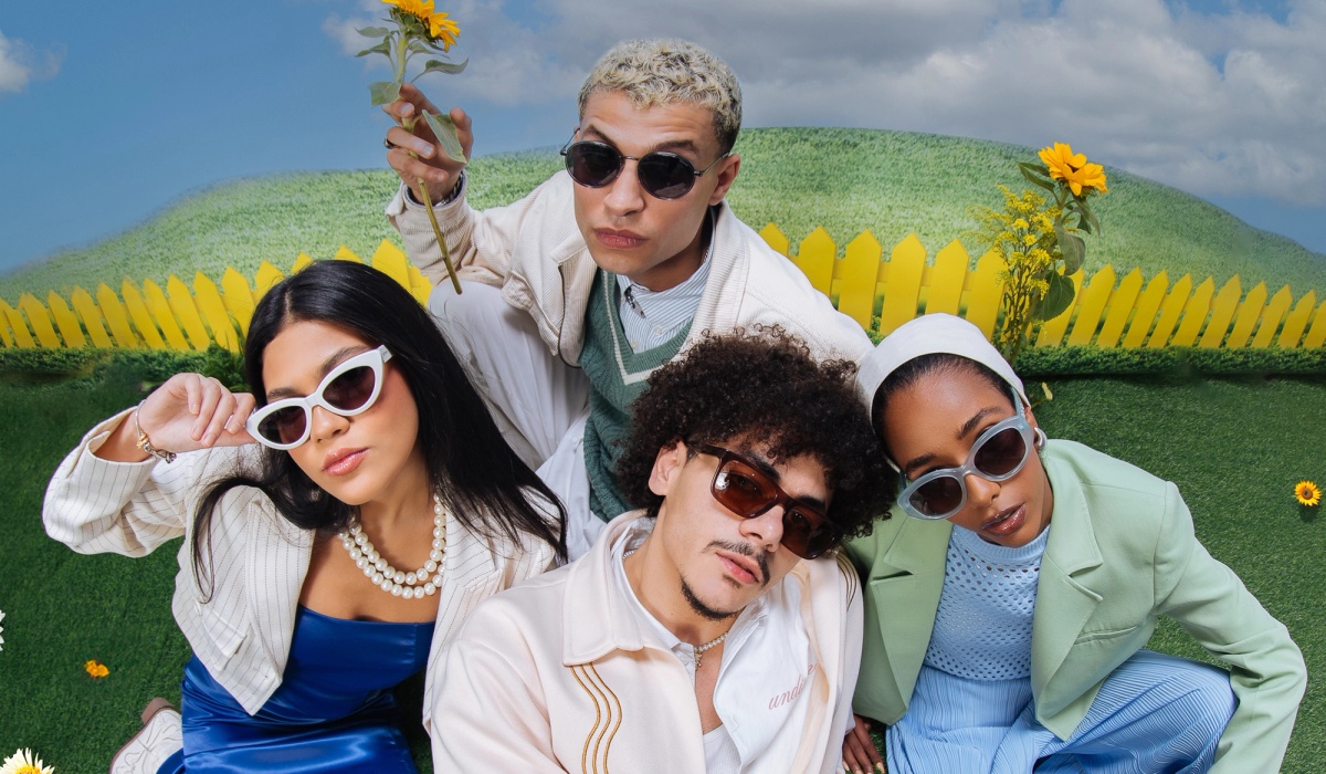 The Ultimate Guide to Choosing Eyewear: A Roundup of the Top 5 Best-Selling Frame Brands of 2024