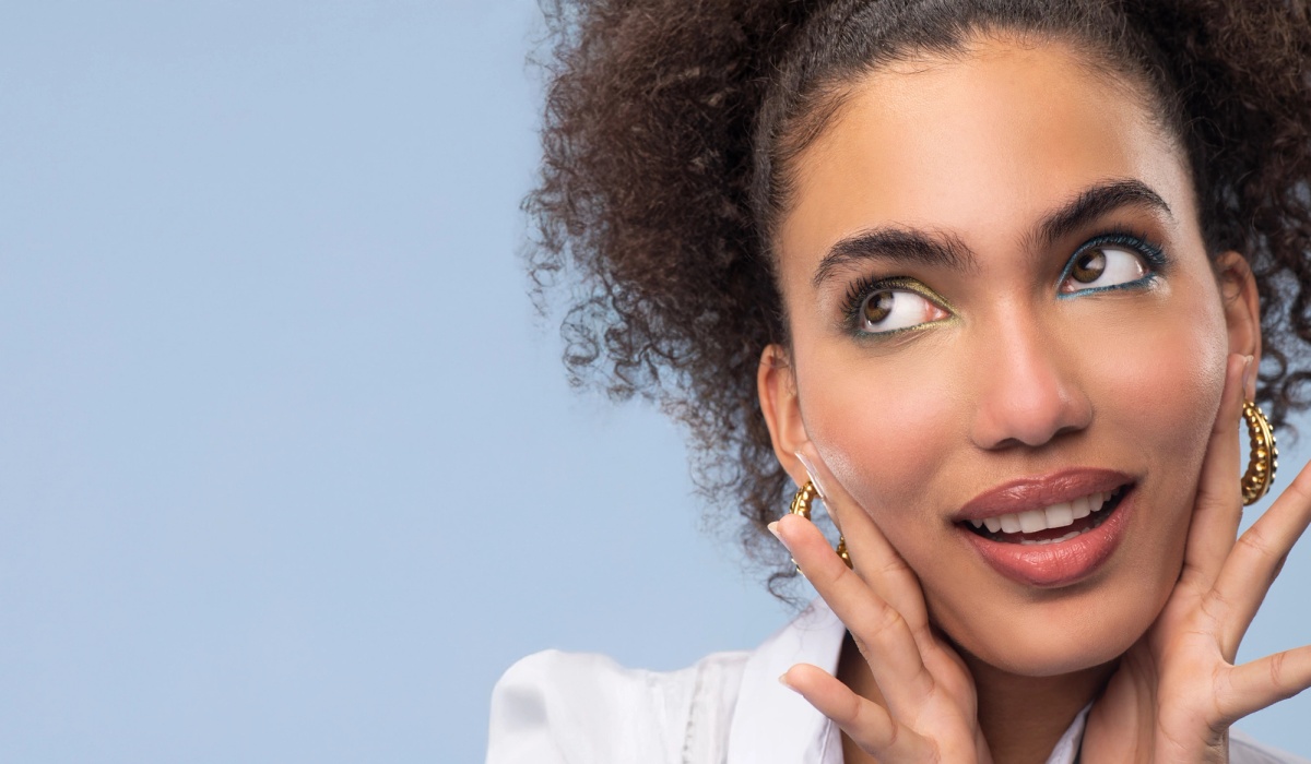 Contacts That Move with You: From Desk to Dance Floor