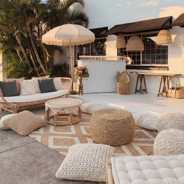 Lounge Seating Set