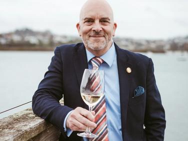 Master Sommelier, Cameron Douglas