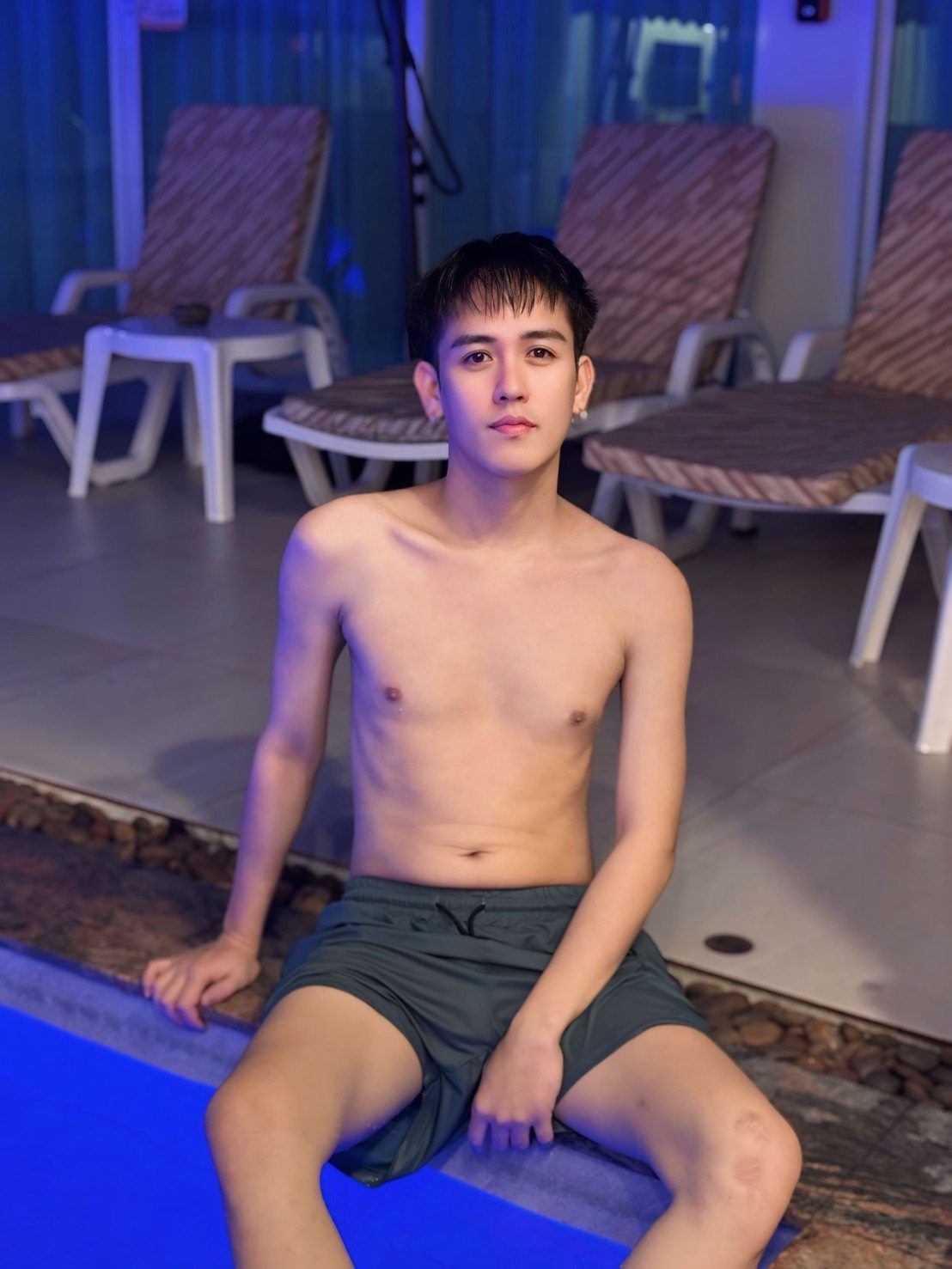 Nut — 8