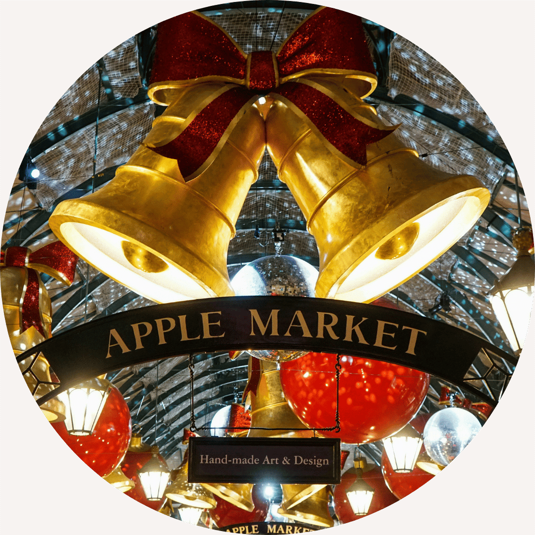 apple market sign and bells and covent garden market