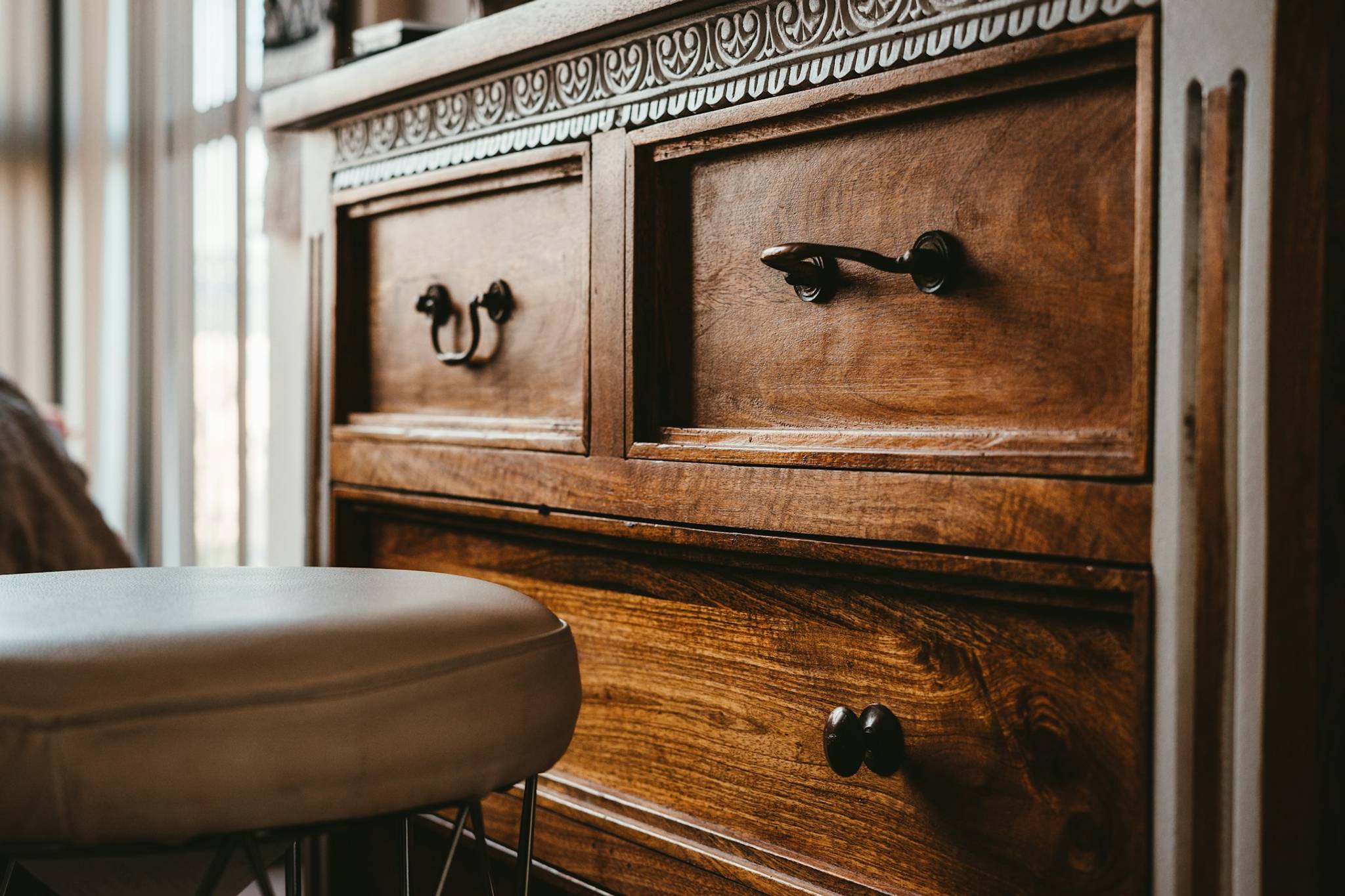 antique chest of drawers