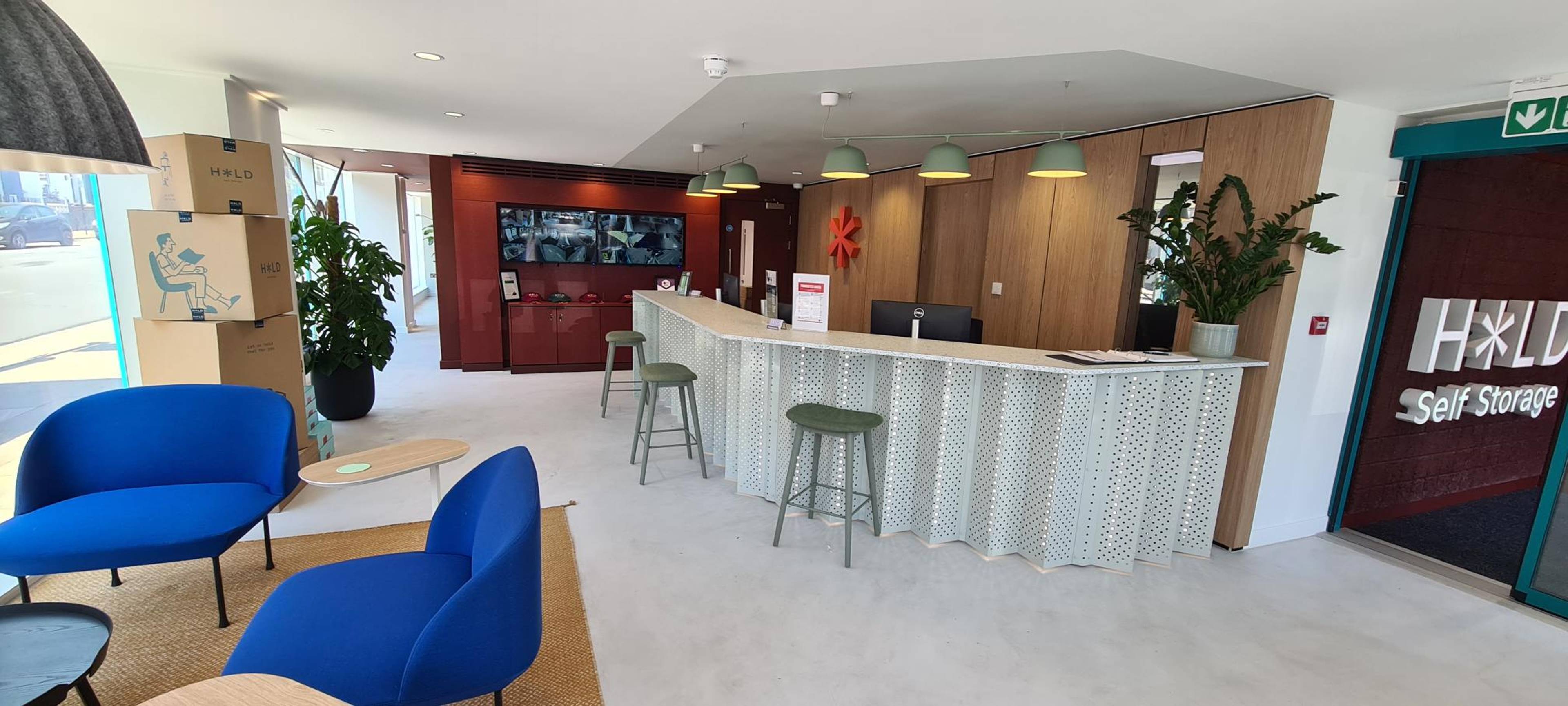 HOLD Storage reception