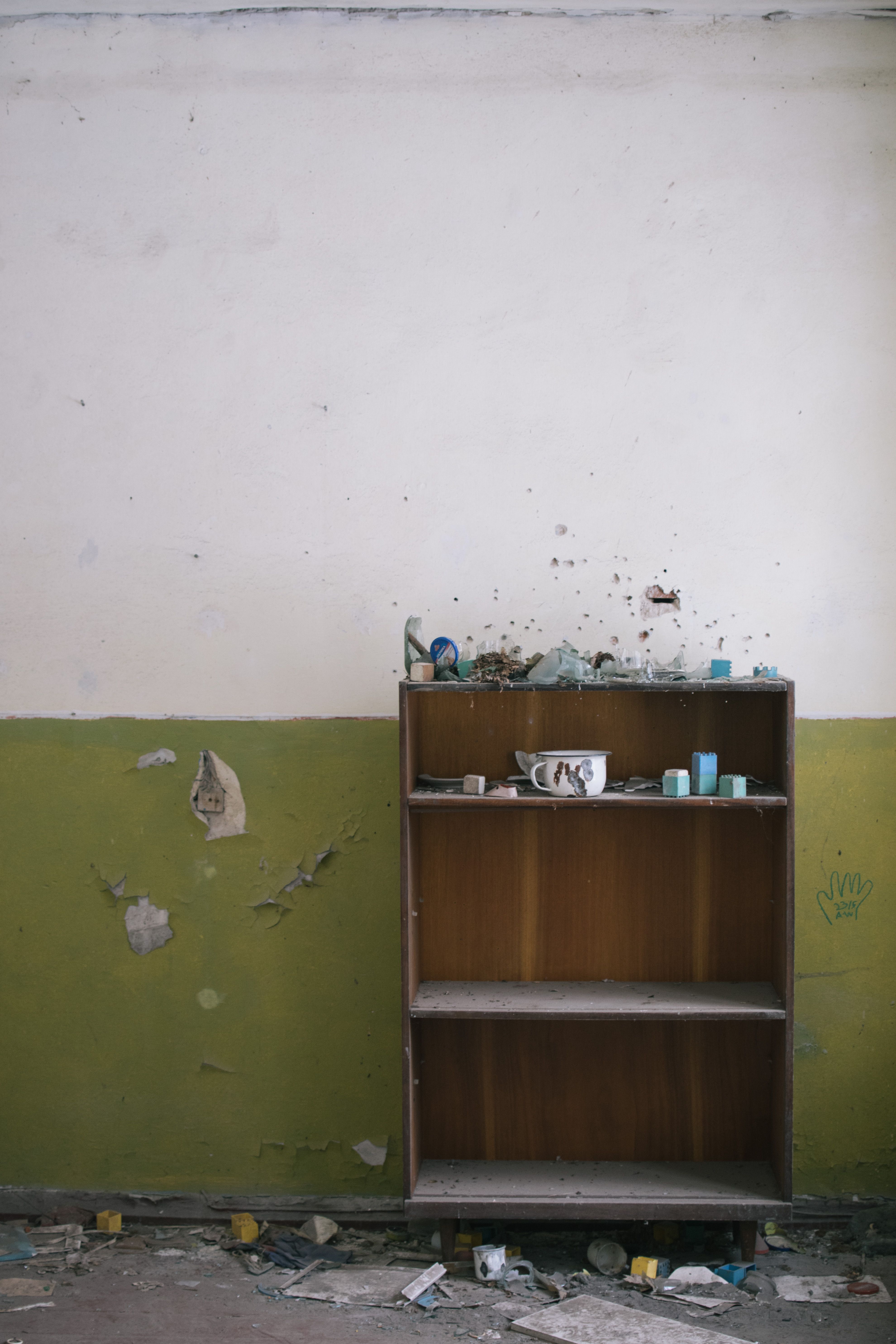 How Long Before a Storage Unit Is Considered Abandoned? HOLD