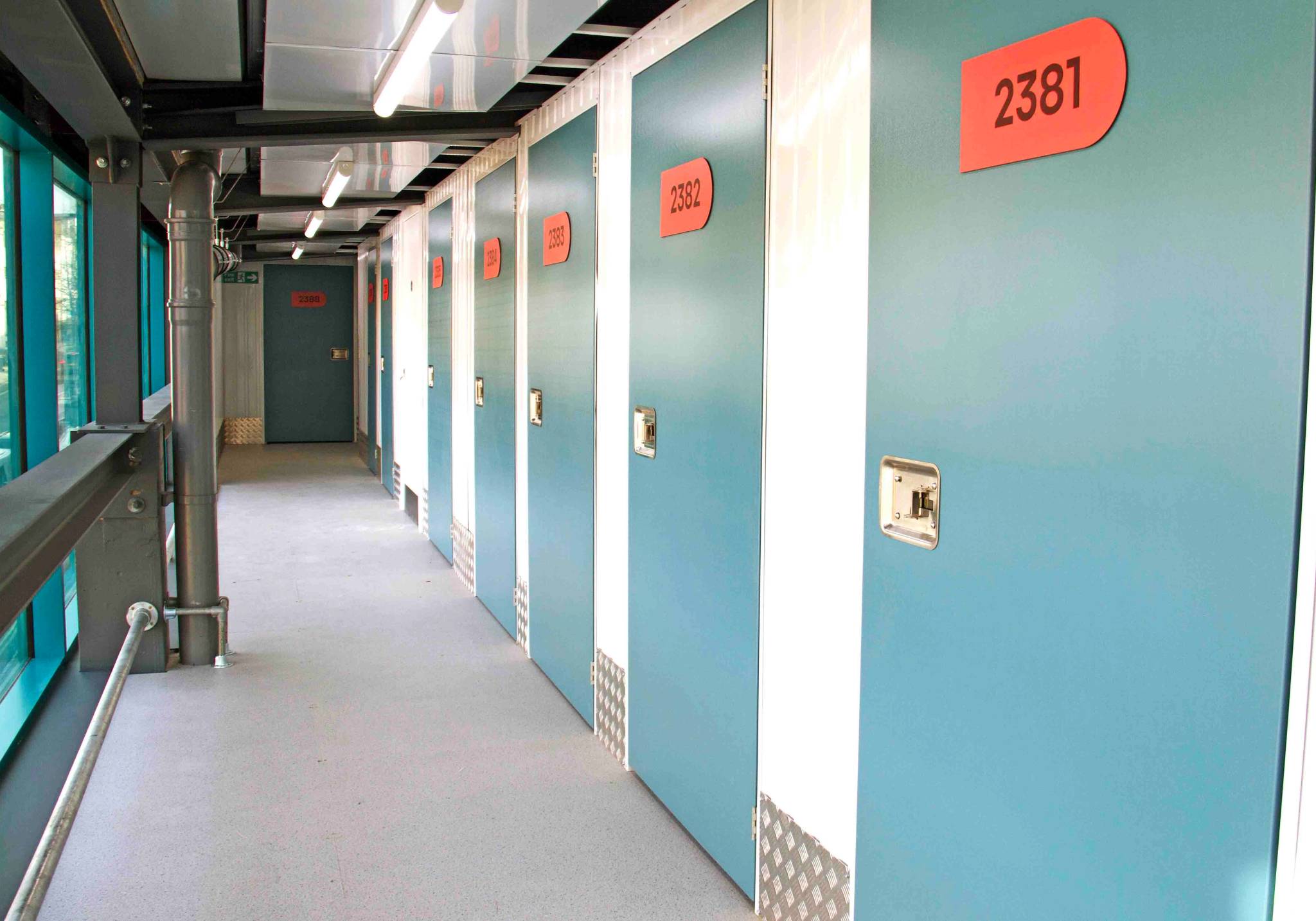 bright, modern, clearn storage units in london facility, perfect for short term student storage