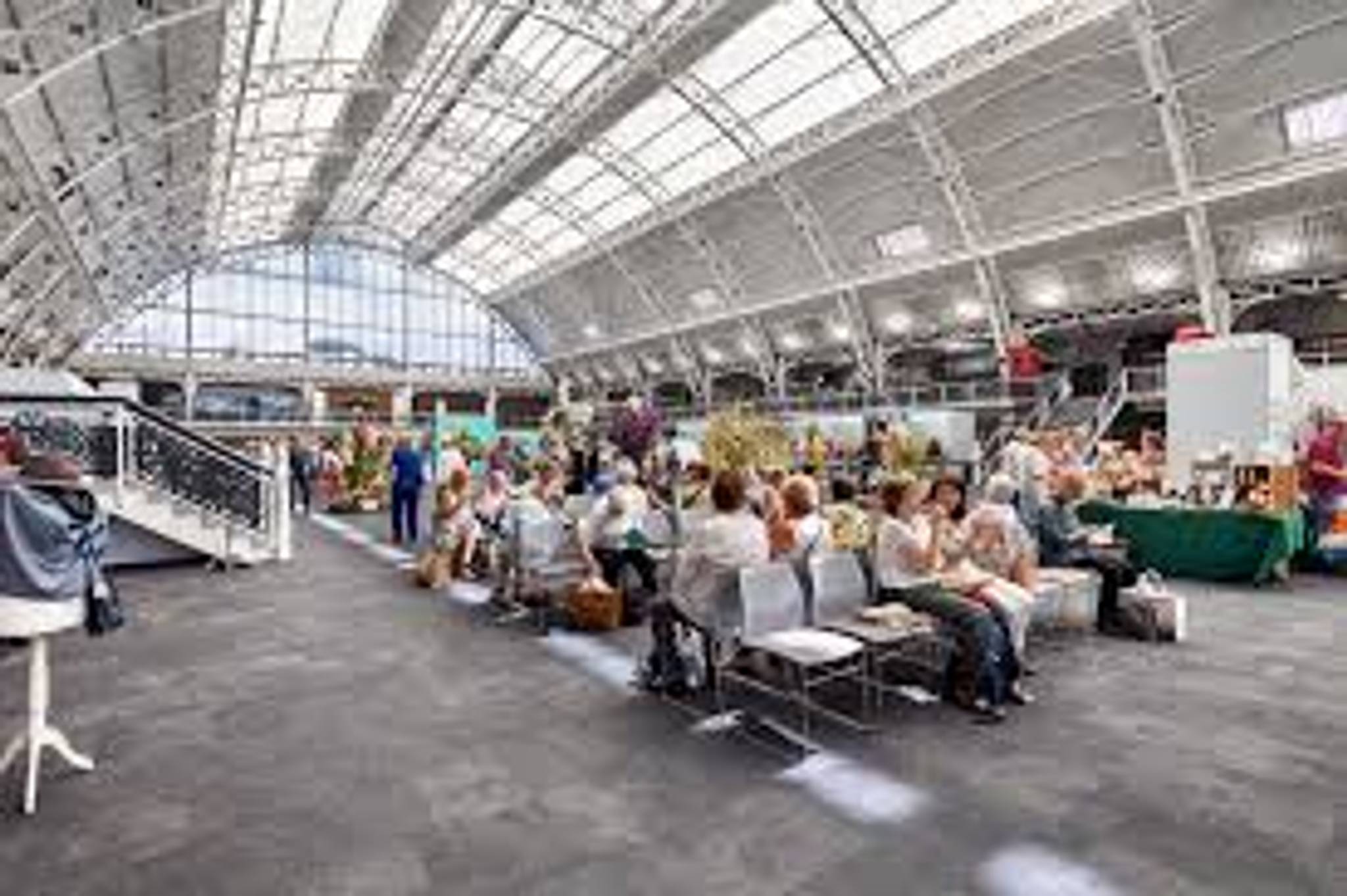 mezzanine people sitting in business design centre