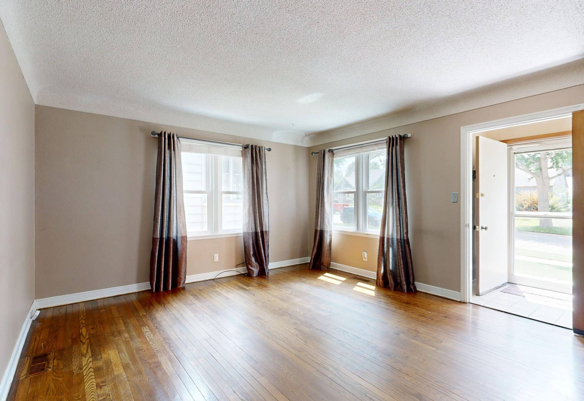 house staged for sale