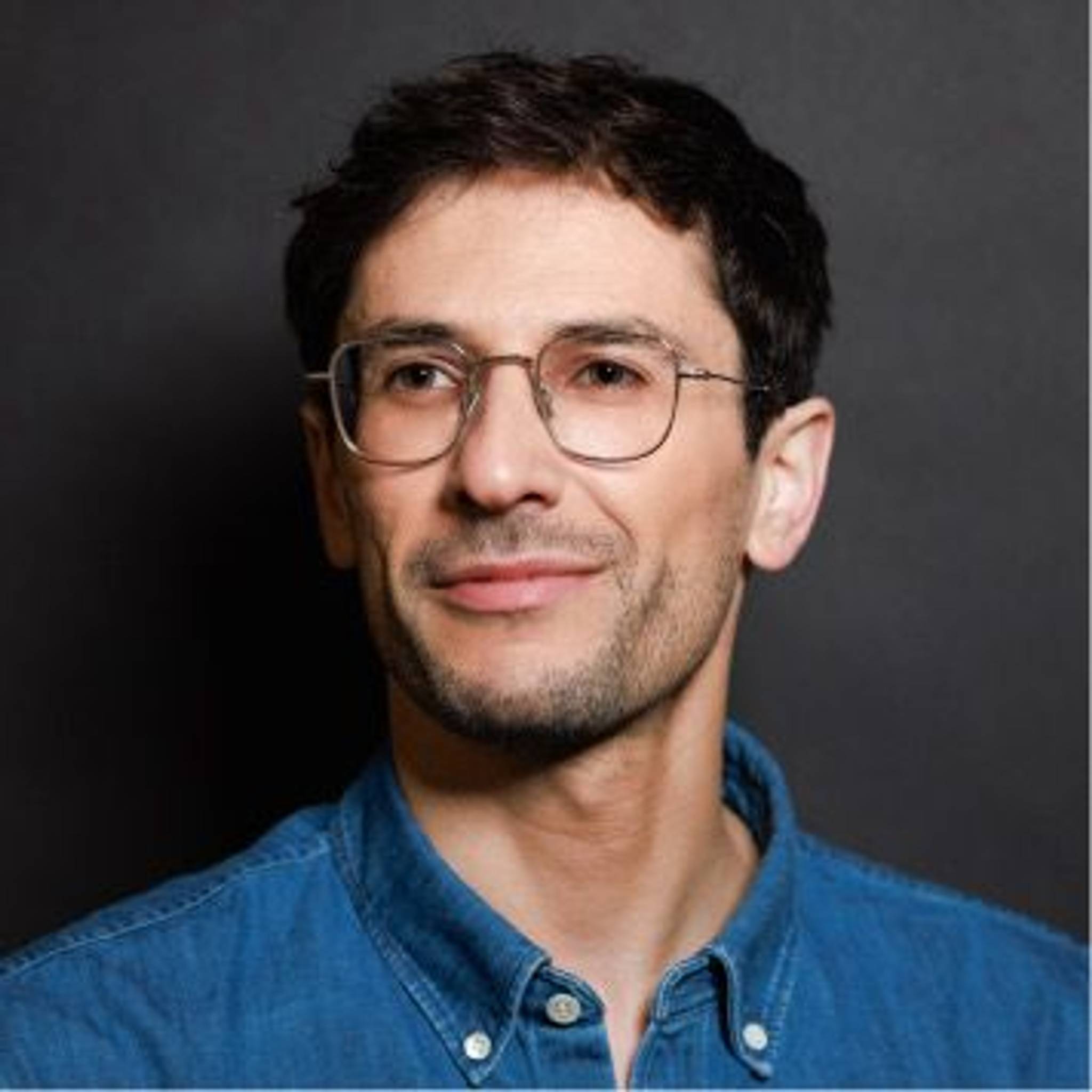 Jake Freedman, psychodynamic therapist registered with the British Psychoanalytic Council (BPC) and the British Association of Counselling and Psychotherapy (BACP). Based in Fitzrovia in Central London.