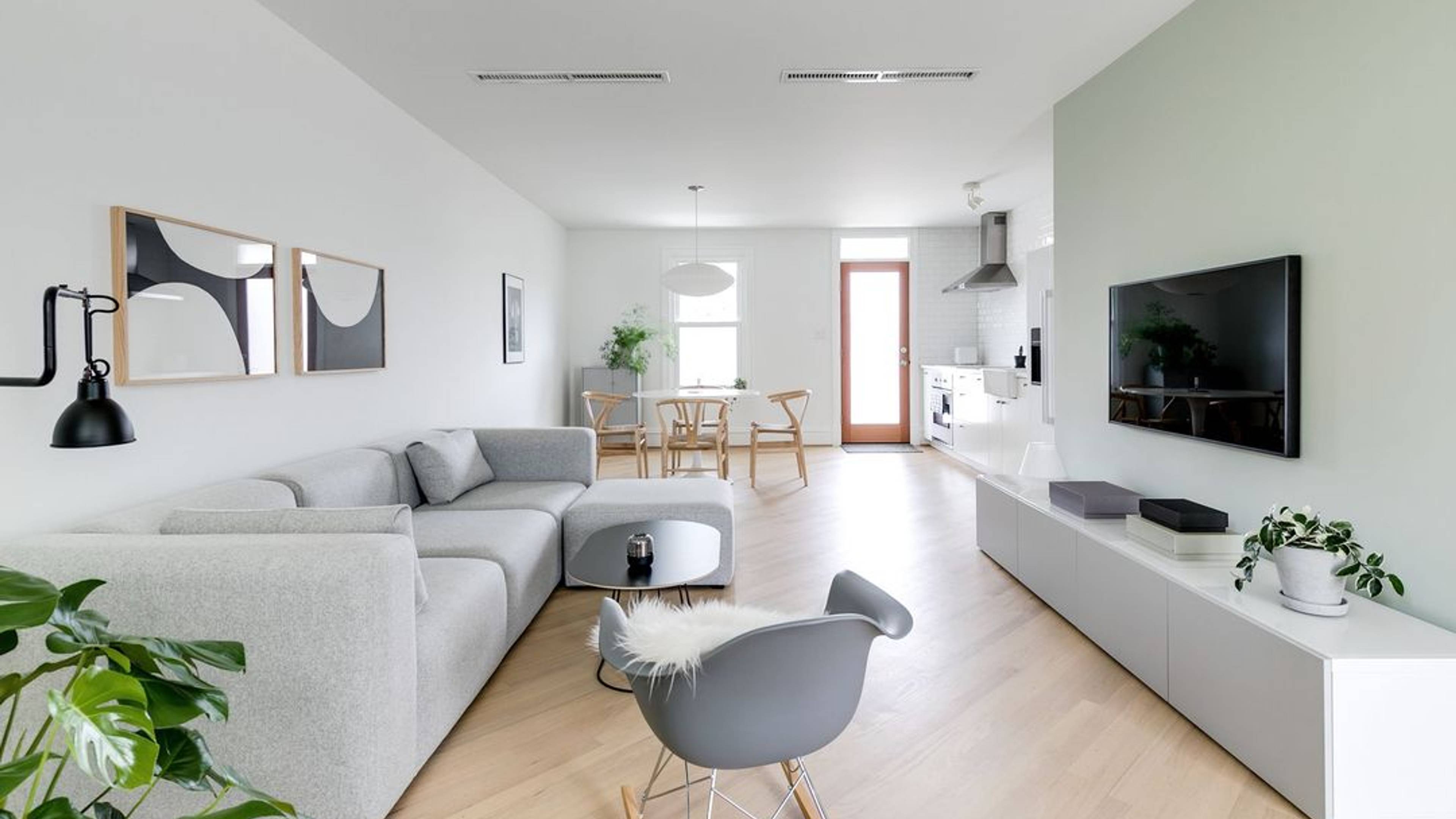 Tidy, modern living room