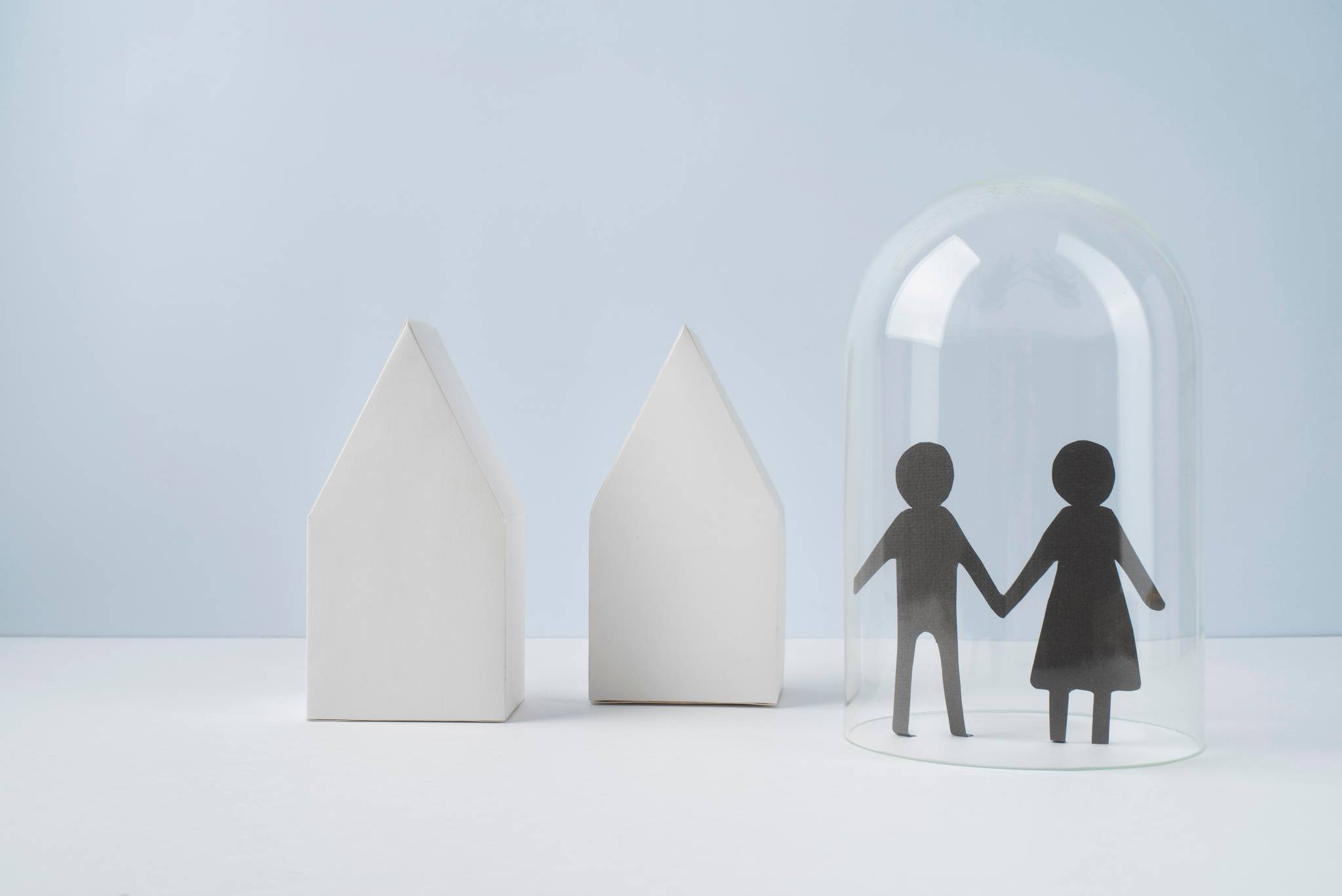 Still life arrangement inside a dome