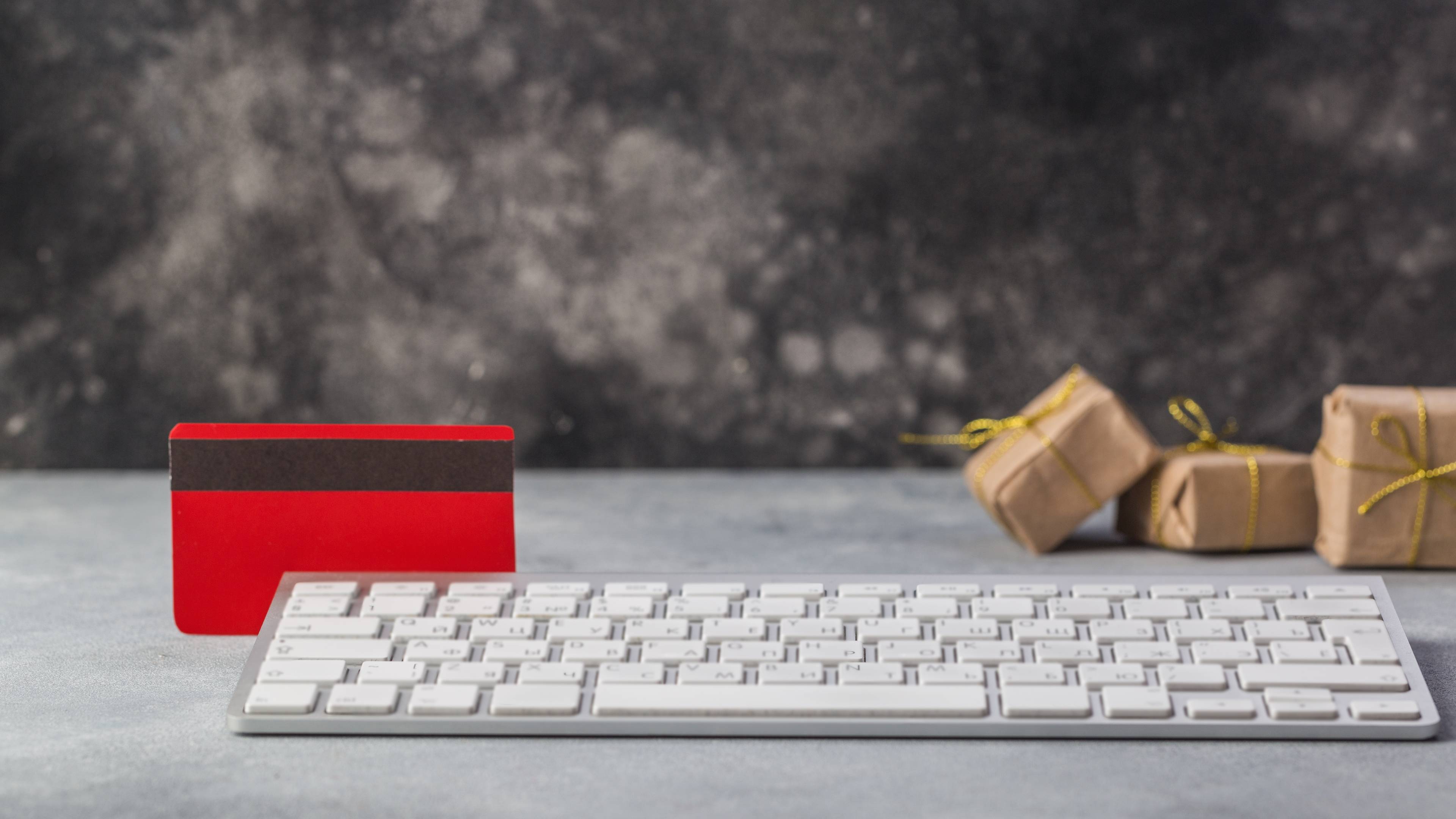 Credit card, keyboard, small boxes