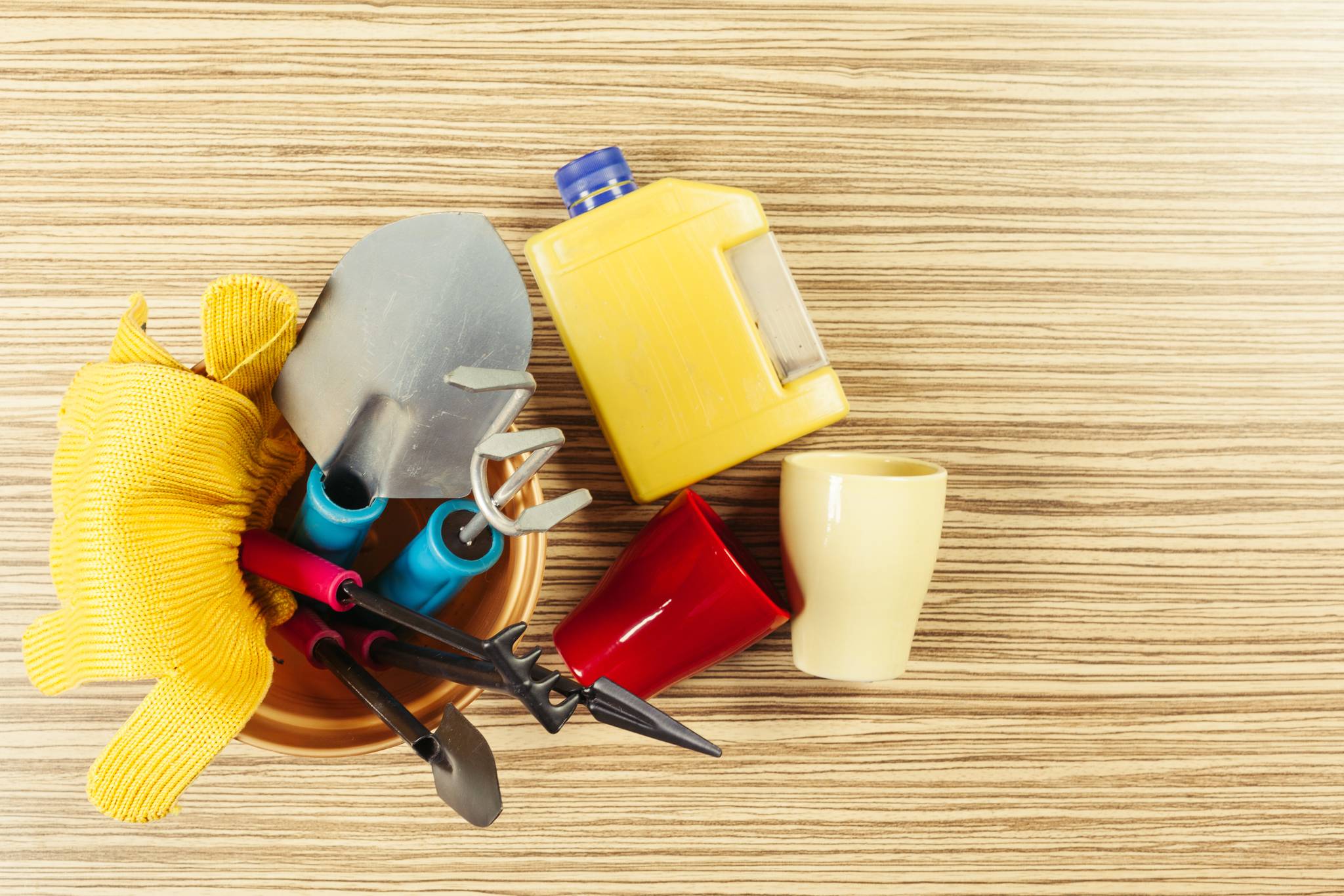 Cleaning supplies with bucket