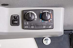 Temperature, Seat, and Powered Mirrors controls