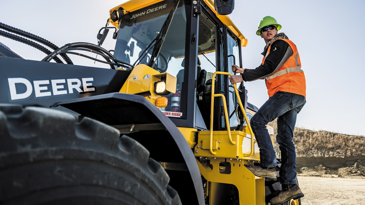 mobile construction equipment service Erie County PA